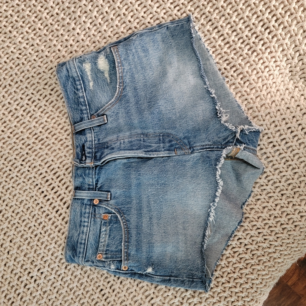 Levis micro denim short - Picture 2 of 3
